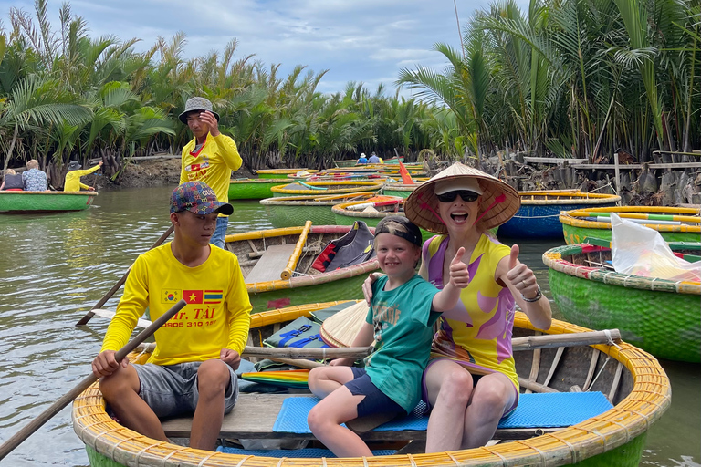 Un&#039;incredibile Hoi An - Cavalcata sui bufali d&#039;acqua e lezione di cucina