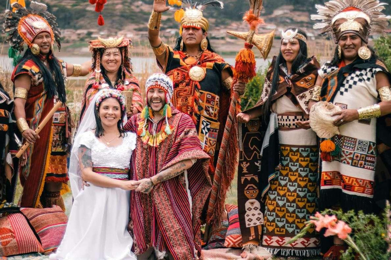 Traditionell inka-bröllopsceremoni i Heliga dalen