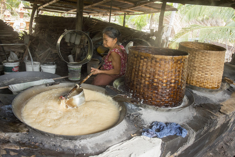 BKK: Maeklong Railway, Sugar Palm Factory & Floating Market