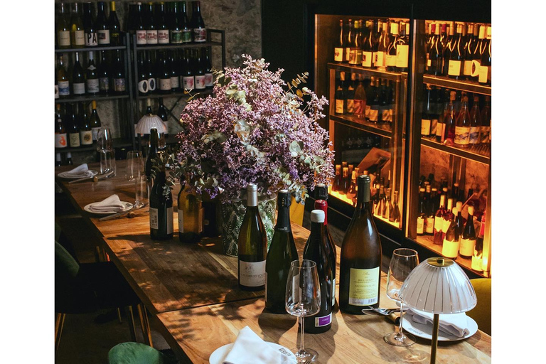 Wine, Tapas & Theatre: A Playful Wine Tasting in Barcelona
