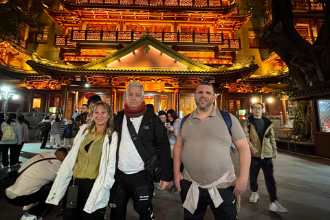 Guangzhou: Night Tour with River Cruise & Street Food Private Car & Cruise