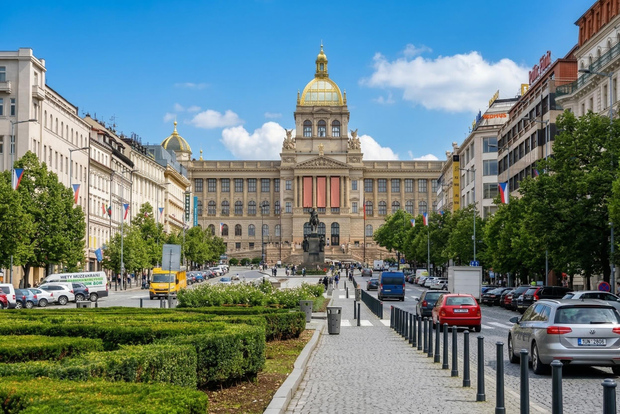 Praga: Visita à Cidade Velha e ingresso sem fila para o Museu Nacional