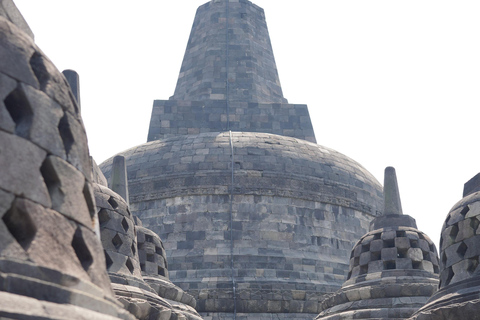 Yogyakarta: Borobudur sunrise,guarantee climb-up& Prambanan Borobudur Sunrise sharing Tour Without Ticket