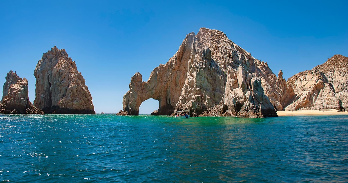 Los Cabos: Tour of rock formations and beach visits | GetYourGuide