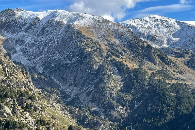 Andorra Day Hike: Vall d’Incles &amp; Pyrenees Lakes