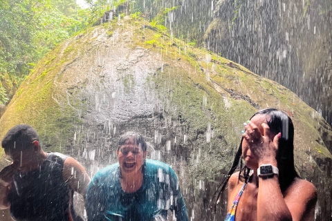 Puerto Rico: regenwoudgrotten en verborgen watervalavontuur