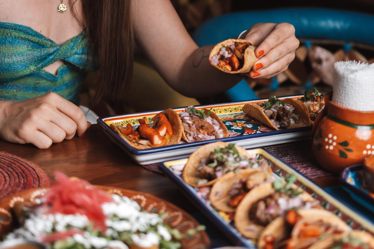 Cancun: lunch z nieograniczoną ilością tacos i zakupy z przewodnikiemNieograniczony lunch z taco i zakupy w Cancún