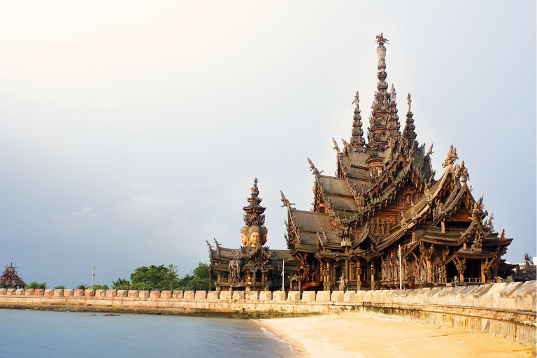 Pattaya: Sanctuary of Truth Inträde med guidad tur