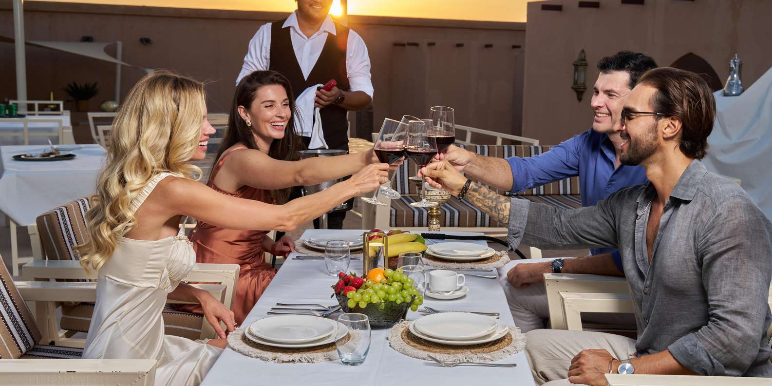 Dubai: Exclusive VIP Desert Safari Dinner with Live Show