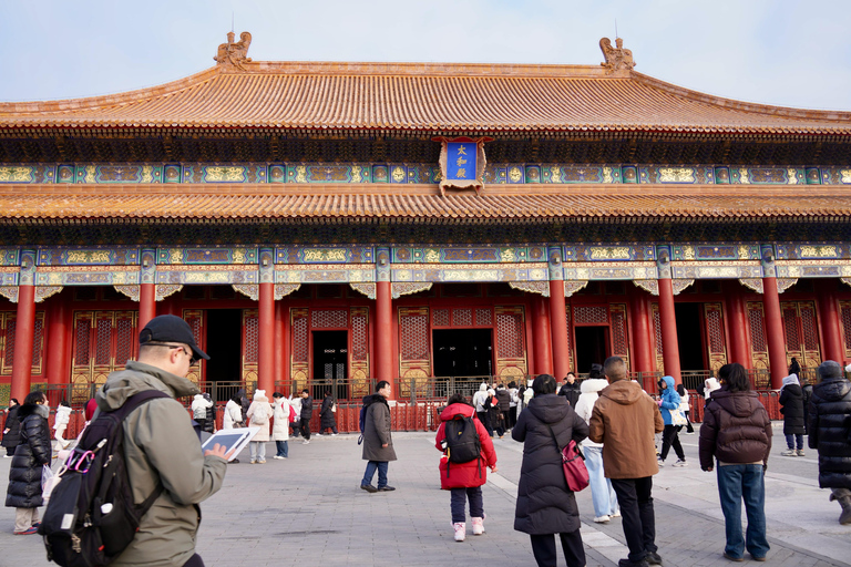 Forbidden City Guided Tour with Jingshan & Shichahai Walk