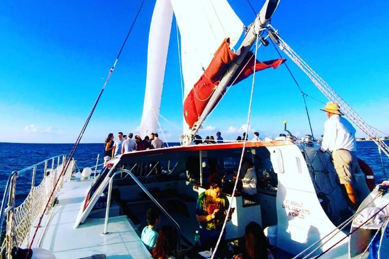 Naples: Sunset Cruise with sailing in the Gulf