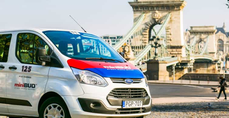 Budapest: Shared Airport Shuttle Bus Transfer