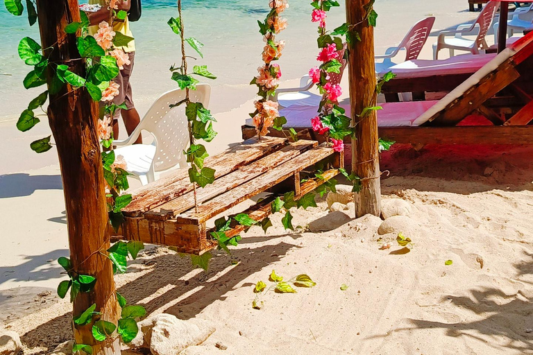 Journée de plage tranquille pour les VIP