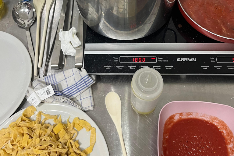 Naples: Hands-On Italian Cooking Class of Pasta