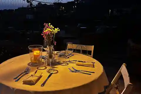 Pantelleria: Authentic and local dinner in a dammuso