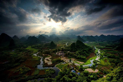 Guilin: Halbtagestour Yangshuo Cuiping hill Sunset Private Tour