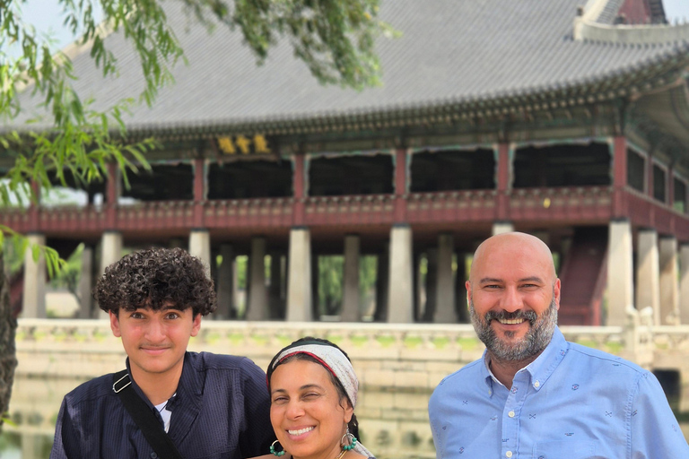 Seoul: Gyeongbok Palace, Insadong & N Seoul Tower [Morning Tour] Gyeongbok Palace, Insadong
