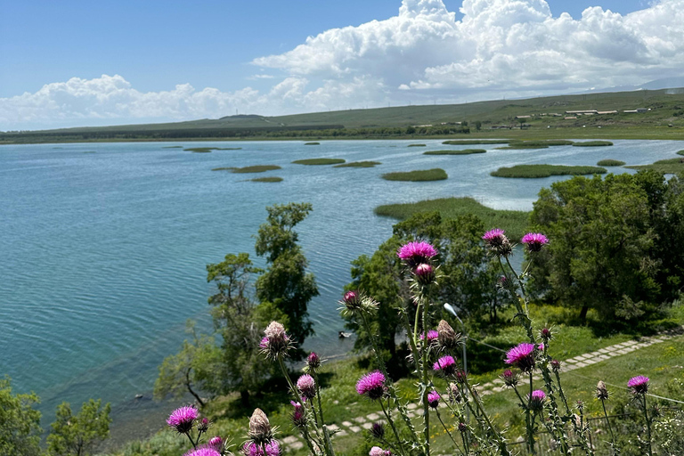 Yerevan: Lake Sevan Gourmet Day Trip with Tastings and Lunch