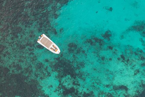 Tour en bateau privé exclusif Lagon bleu, grottes de Comino et Gozo