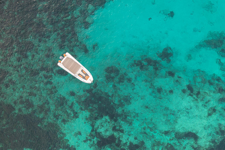 Tour en bateau privé exclusif Lagon bleu, grottes de Comino et Gozo