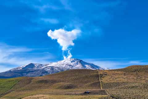 マニサレス発：ネバド・デル・ルイス山ツアーと温泉 - 2026件（実際の