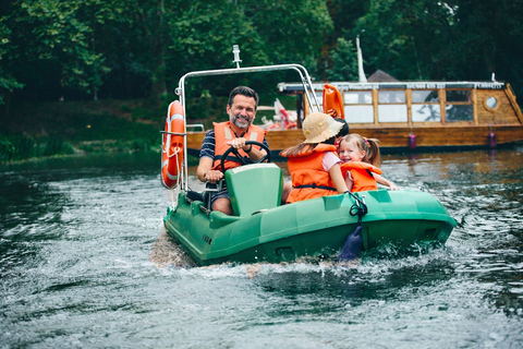 Wrocław: 1-hour Electric Eco-boat rental in Zatoka Gondoli