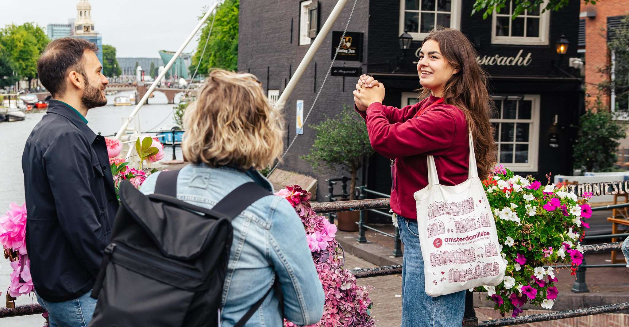 Amsterdam: Anne Frank Guided Walking Tour in small group