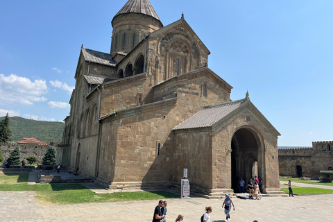 Visita a Mtskheta (Crónicas da Geórgia, Jvari, Svetitskhoveli)