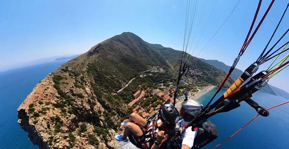 Palermo: Tandem Paragliding Fly photo/video GOPRO13 INCLUDED