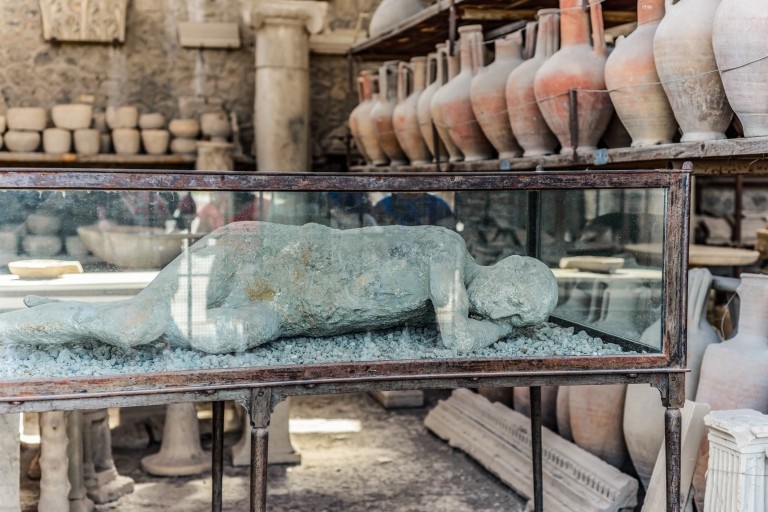 Pompeje: wycieczka w małej grupie z archeologiemWycieczka prywatna w j. angielskim