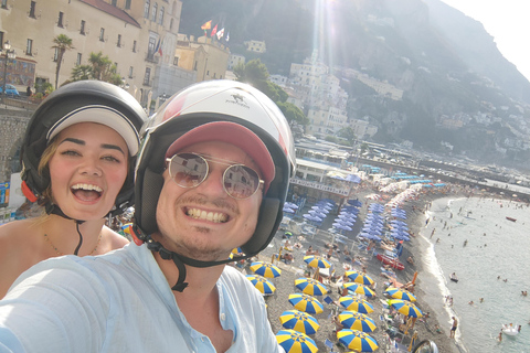 Sorrento Coast: Discover Hidden Gems by Vespa with a Buddy