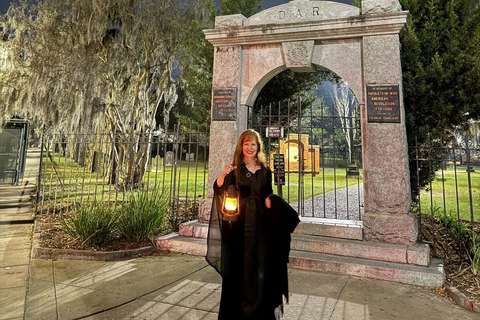 Savannah: Deathly Debutantes wandeltour met gidsSavannah: rondleiding &#039;Deathly Debutantes&#039; met gids