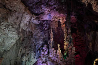Alicante, Grotte di Canelobre, Busot e trasferimento