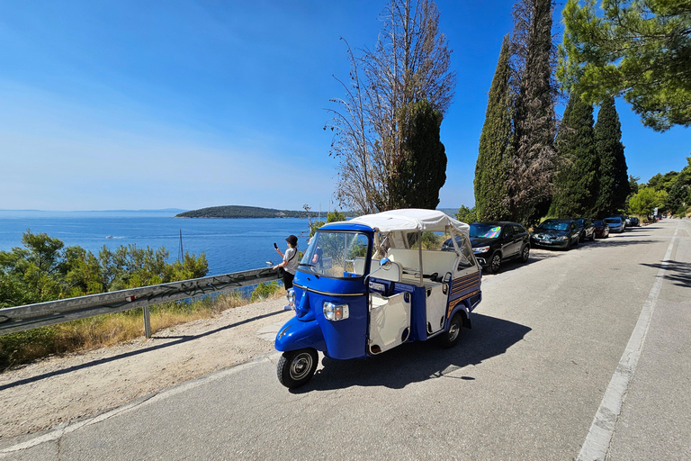 Split: Fully Recorded 360° Tuk Tuk Experience