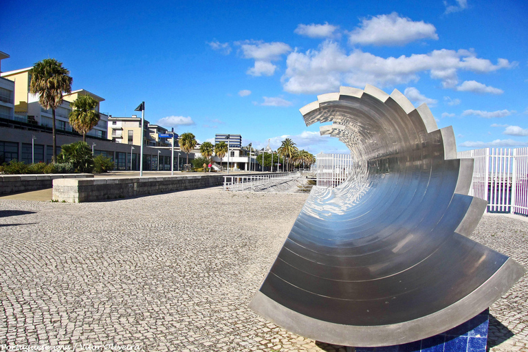 Lissabon: Moderne Stadtführung Tuk Tuk Tour