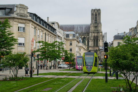 Reims: Cathedral Tour & Champagne Tasting