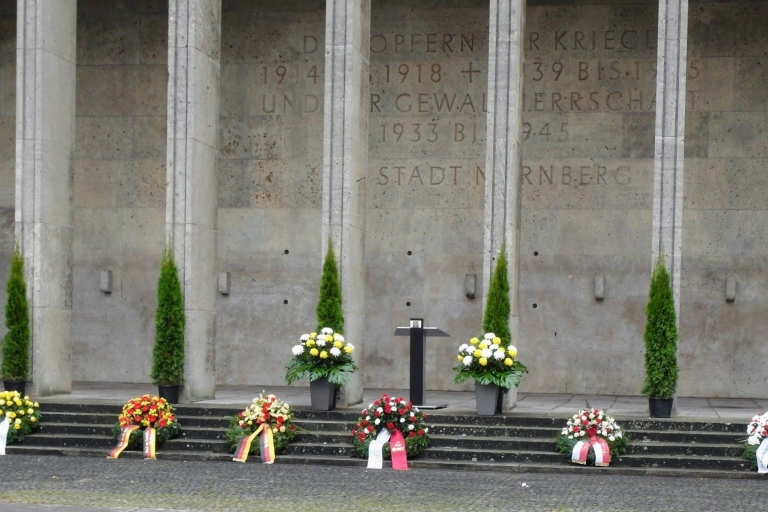 Nuremberg : Visite autoguidée des anciens lieux de rassemblement du parti nazi