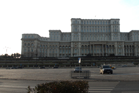 Bukarest mit dem Auto - ganztägiges "Stop and Visit"-Erlebnis