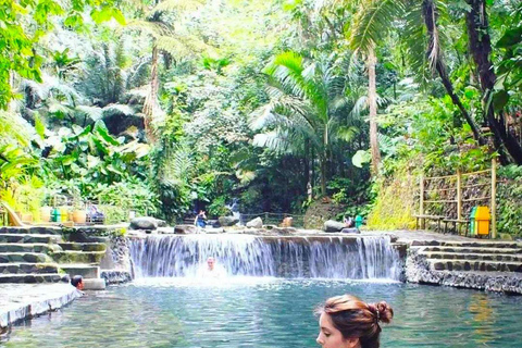 Laguna : excursion d&#039;une journée à Hidden Valley Springs avec déjeuner depuis MANILA