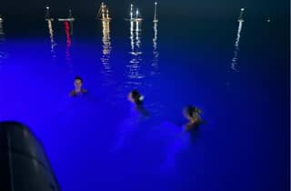 Palermo: Mondello-Bootsparty bei Nacht mit Getränken und Snacks