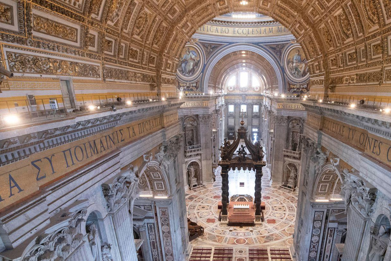 Roma: Museus do Vaticano e São Pedro - Tour guiado em pequenos gruposRoma: Museus do Vaticano e tour guiado em pequenos grupos à Basílica de São Pedro