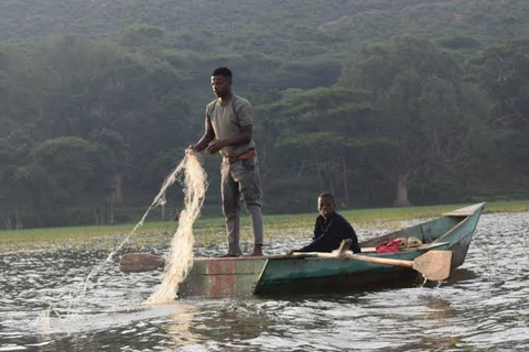 From Addis Ababa: 2-Day Wendo Genet & Hawassa Tour