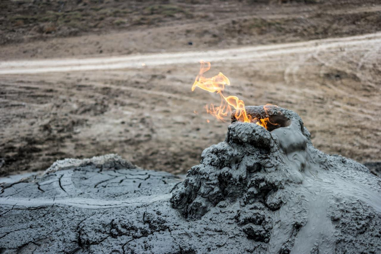 Gobustan, Mud Volcanoes & Fire Temple All-Inclusive All-Inclusive Premium Experience