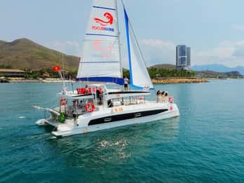 Nha Trang: VIP YACHT TOUR (grill, zajęcia wodne)