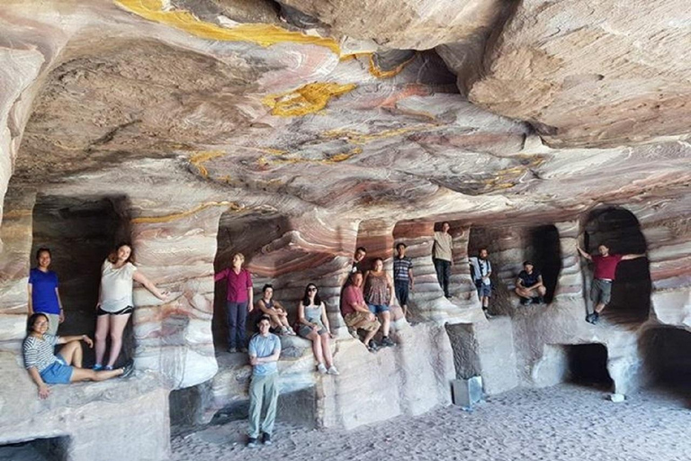 Hiking Guided Tour of Petra Archaeological Site Hiking Guided Tour of Petra Archaeological Site