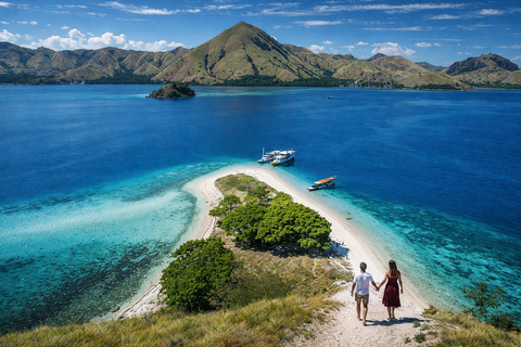 From Labuan Bajo: Sharing Snorkeling Activity With Speedboat Long day trip with speedboat and snorkeling