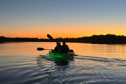 Grapevine Lake: Clear Kayak Tour