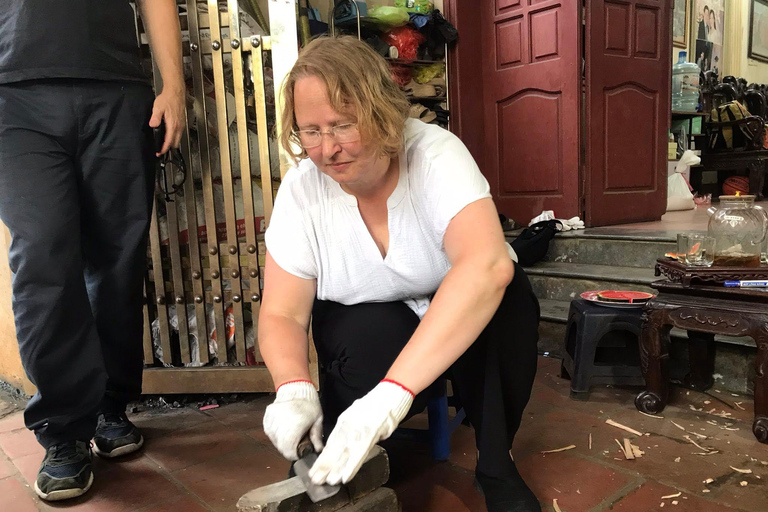 Hanoi: Incense Village & Conical Hat or Knife-Making Village Hanoi Incense Village, Conical Hat , NO LUNCH - SMALL GROUP