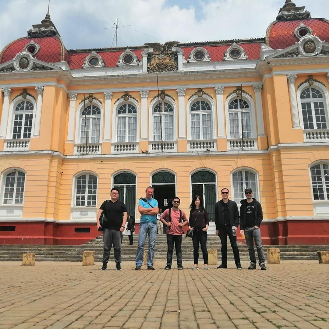 Colagem de mídia