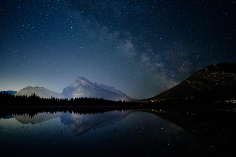 Banff Stargazing: See Saturn & the Moon with a Telescope